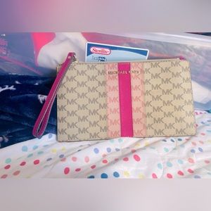 Michael Kors jet set wristlet wallet